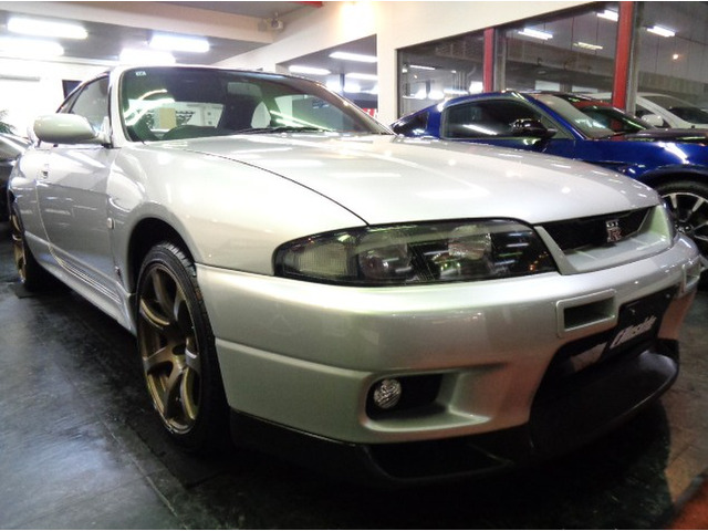 R33�X�J�C���C��GT-RV�X�y�b�N�X�p�[�N�V���o�[���^���b�N�J���[����G�A��&RB26DETT�c�C���^�[�{�G���W��5MT�~�b�V����4WD&�}�t���[�u�����{�A�N�e�B�uLSD�������[���Ԃ����ɂ��܂���