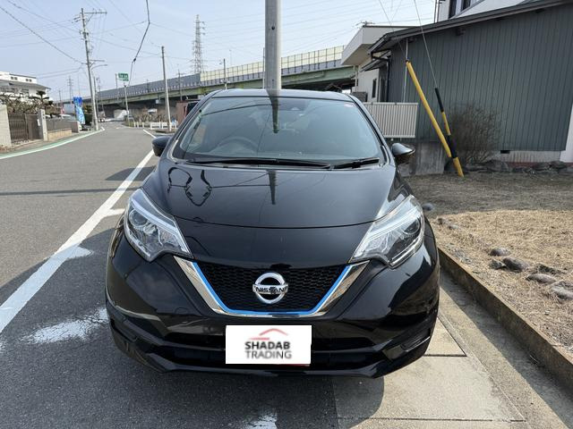 ノート1.2 e-POWER X ブラックアロー