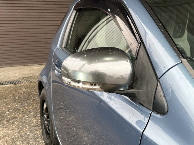 �y�x�����z���i�X�z���Ԃ������������܂��āA���ɗL�������܂��B�݌Ɏԗ��ɂȂ�܂��̂ŁA���񂲓s���̋X�������ɁA���ɗ��ĉ������B���X�\��������ƁA���ē����X���[�Y�ł��B