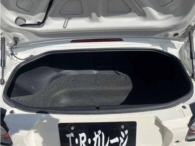 ���Q�b�W�X�y�[�X���\���ȃX�y�[�X���m�ۂ��Ă���܂��B�����čL���͖����ł������i�����ł��\�����g�������܂��B�X��肩�炲���s�܂ŗl�X�ȃV�[���Ŋ��􂵂Ă���܂��B