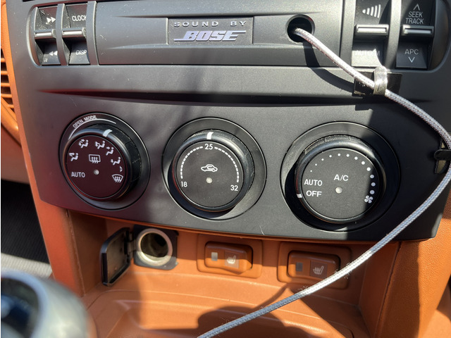 �W���ŃI�[�g�G�A�R���𑕔����Ă���܂��B�����āA�����~�ȂǗl�X�ȃV�[���Ŋ��􂵂Ă���܂��B�G�A�R���͂��̎���K�{�̃A�C�e���ł��ˁB