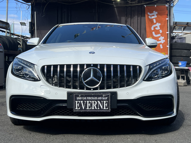 �K���X�R�[�e�B���O���{�H�\�ł��B��p��20.000�~���珳���Ă���܂��B���Ԏ�ɂ�艿�i���ς��ꍇ���������܂��B���̑��I�v�V��������葵���Ă���܂��̂ŁA���k�S���ɂ��\���t�����������B