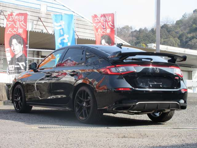 �{�f�B�J���[�͐l�C�̃N���X�^���u���b�N�E�p�[��!!