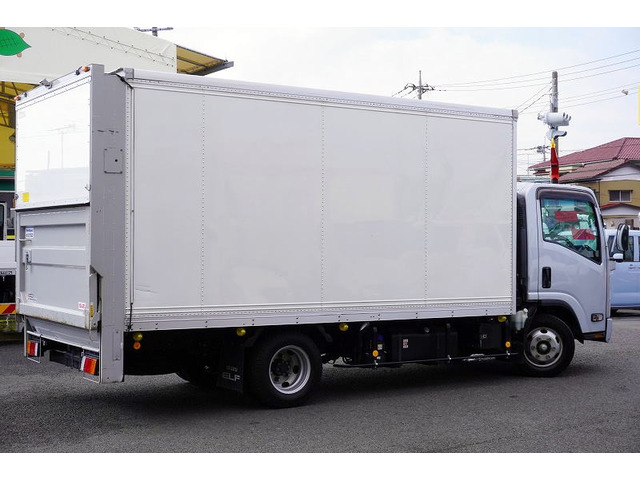 �o���E�g���b�N���A���݌�200��ȏ�!!���Ђ�HP�����񂲗����������Bhttp://www.vantruck.co.jp/index.htm