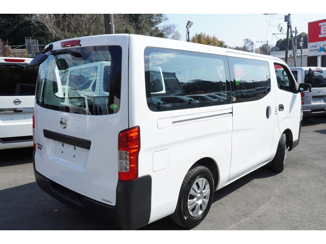 NV350キャラバン2.5 DX ロング ディーゼル 4WD