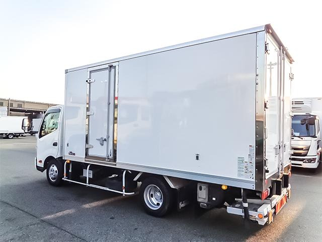 �����O�{�f�B