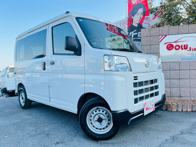 ハイゼットカーゴ(ダイハツ) デラックス　スクエアボディで視界が広く運転しやすい 中古車画像