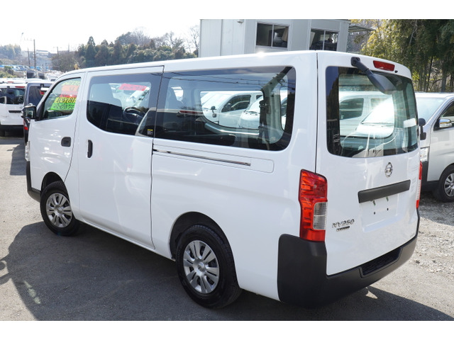 NV350キャラバン2.5 DX ロング ディーゼル 4WD