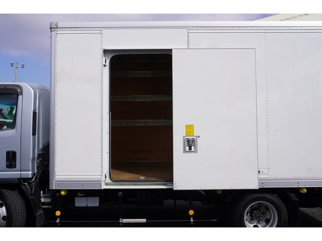 �����̕��ł����S�ȓ��{�����e�i���X�ɂ��ۏ��Ђ�1�N�ۏ�A�S���̒�g�H��ŏC���ۏ�Ή��\�ł��B