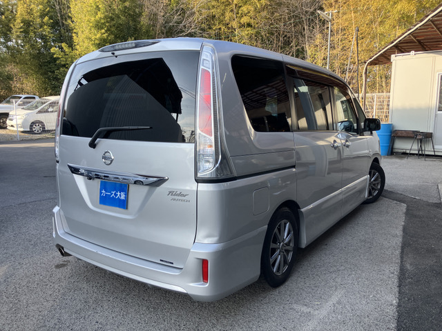 セレナ2.0 ライダー Jパッケージ