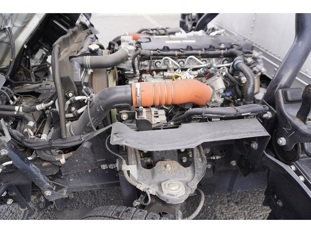 �L�x�ȃg���b�N�A���p�ԁA�n�C�G�[�X�Ȃǎ�舵���Ă���܂��B��xHP�������������Bhttp://www.vantruck.co.jp/