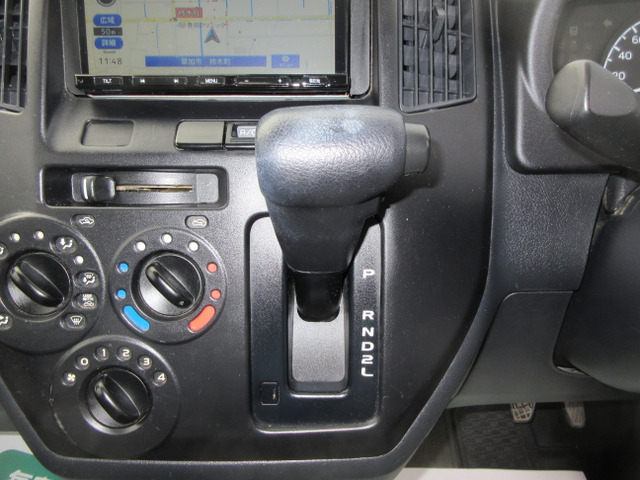 ���C���p�l�I�[�g�}�ł���