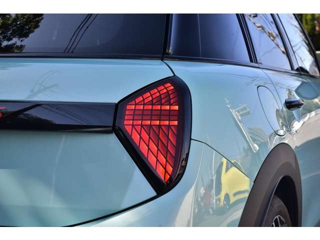 �y���i���Ԃ݂̂̎戵���z��Ԃ��ǂ��Ȃ����N���}�͍݌ɂƂ��Ĕ̔��v���܂���B�݌ɎԂ͑S�Č��I���ꂽ���i���Ȃ��N���}�ł��B�d���ꂩ��Ƃ��Ƃ�S���Ă���܂��̂ł����S�̏�A�������������܂��B