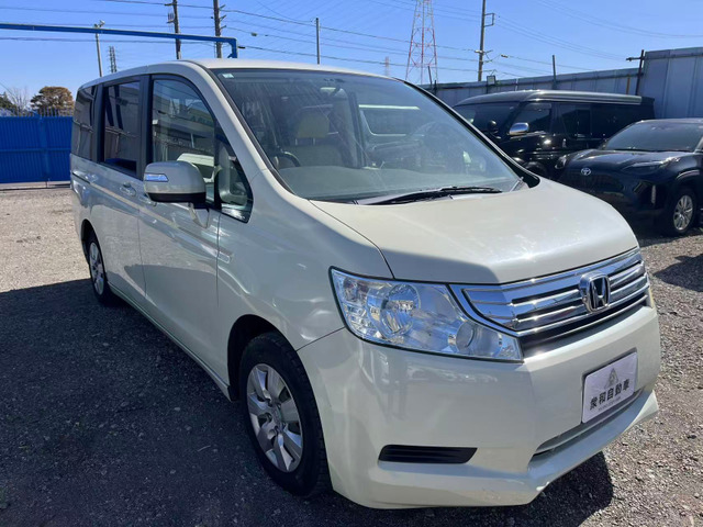 ステップワゴン2.0 G