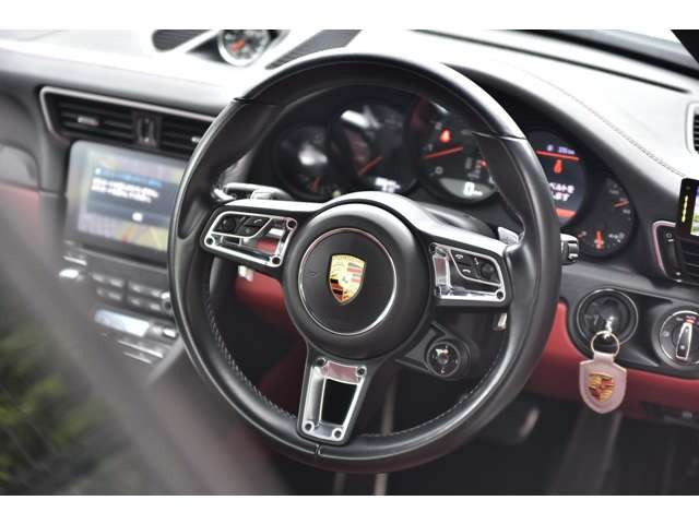 911カレラ GTS PDK