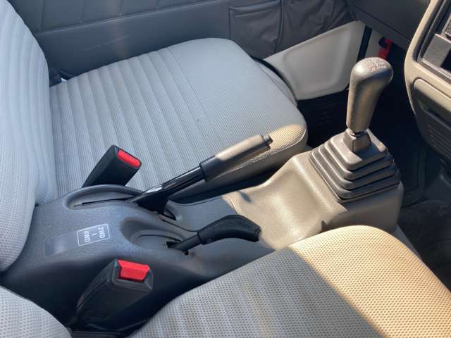 �x�����z�ɂ́A�ŋ��A�����ӕی��A�o�^��p�A���T�C�N���a�����ȂǍ��݂̋��z�ƂȂ�܂��B�R�`���o�^�A�X�������n���̉��i�ƂȂ�܂��B���O�o�^�E�[�Ԃ̏ꍇ�́A�ʓr��p�𒸂��܂��B�ڍׂ͂��₢���킹���������B