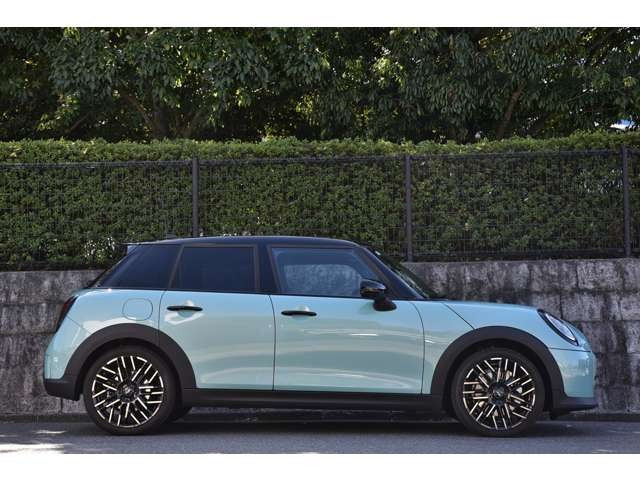 �y���[���z������I�[�g���[���������p�����܂��B500���~�ȏゲ���p���͍Œ�120��̂��x�����\�A�I���R�o�W�F�b�g���[���A�c���ݒ�^���[�����������v���Ă���܂��B���[�����Z���C�y�ɂ��₢���킹�������B