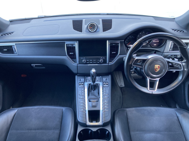 マカンGTS PDK 4WD