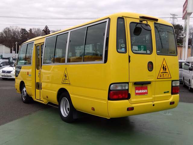 リエッセII幼児専用車