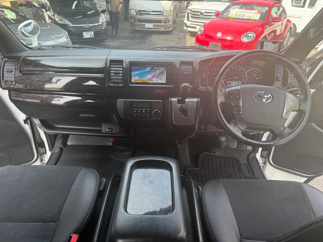 ハイエースバン2.8 スーパーGL ダークプライム ロング ディーゼル