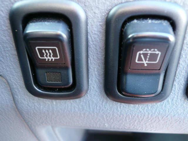 ���A�f�t�H�b�K�[(�M��)���A���C�p�[�X�C�b�`��