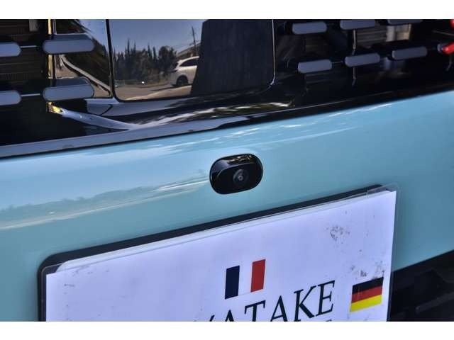 �y���Օi�����܂ށz�S�Ԃ�ΏۂɕK�v�ɉ����āA���Օi�����ꎮ�𑍊z�\�����i�Ɋ܂�ł���܂��B(�o�b�e���[�A�G���W���I�C���A�t�B���^�[�ށA���C�p�[�S���A�G�A�R���t�B���^�[�A�h���C�u�x���g�A�u���[�L�p�b�g)