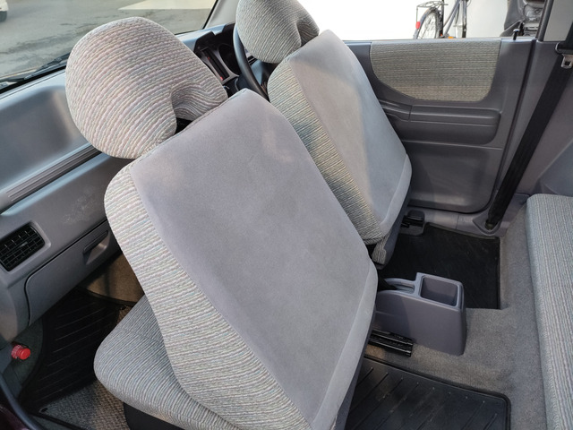 �y�K���X����̕i���z ���Ђ̓W���ԗ��ɂ�AIS�Ӓ菑���I�[�g�I�[�N�V�������̍���\��ςݍ���ł��܂��B�v���C�X�{�[�h�̋��z�͏��o��݂̂��x�������z�B�i�������i���S���͈ꌩ�ɔ@�����B��ڗđR�ł��B