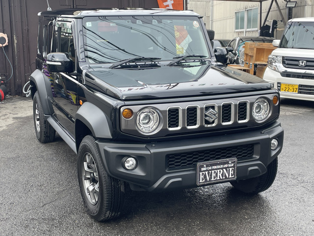 気になるシートのシミなどございましたらご納車前に綺麗にクリーニングしてご納車させていただきます。