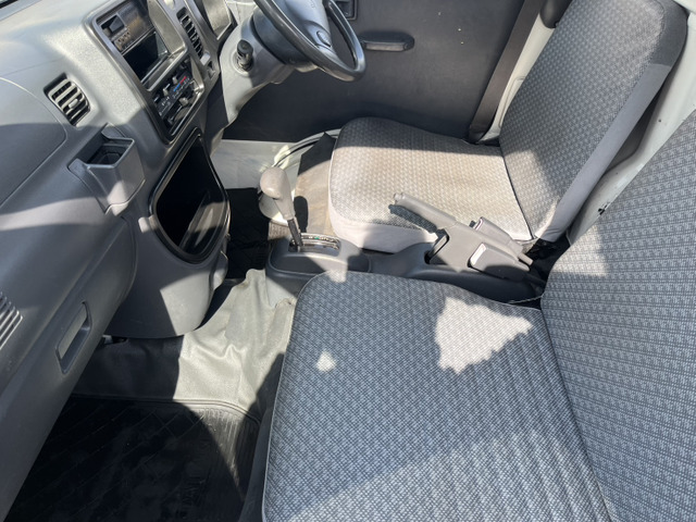 �В����猵�I�����ǎ��Ȏԗ�����葵���Ă���܂�