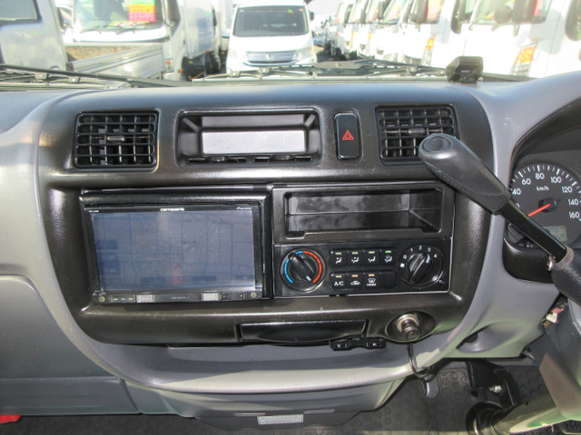 �������E�C���p�l���ł���