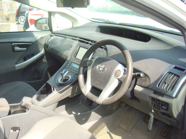 プリウス1.8 S ツーリングセレクション