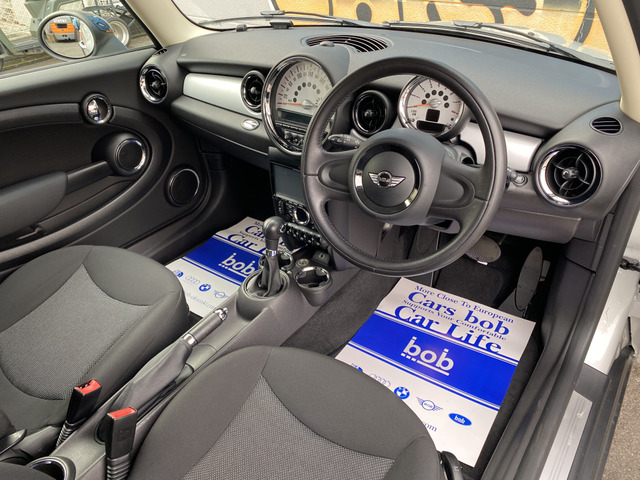 ��������Ƃ����V���v���ȓ����̑���͉��B�Ԃ̖���!�ו��ɂ܂ł�����蔲���ꂽ�f�U�C���������ł��̂Ő��񂶂�����Ƃ������������܂��B