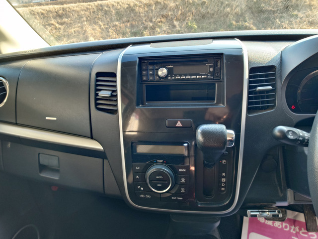 �J�[�i�r�����t���\�����k���������B