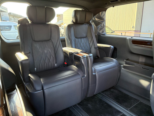 3��ڃV�[�g �G�O�[�N�e�B�u�p���[�V�[�g