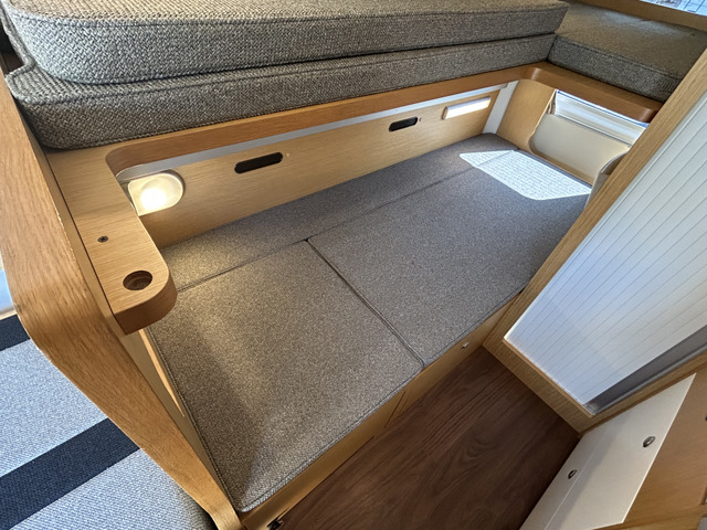 ��i�x�b�h���i�ł�!���@��195cm&times;78cm�ƂȂ��Ă���܂�!