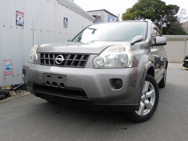 エクストレイル2.0 20St 4WD