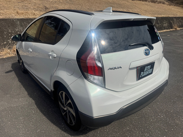 アクア1.5 X-URBAN