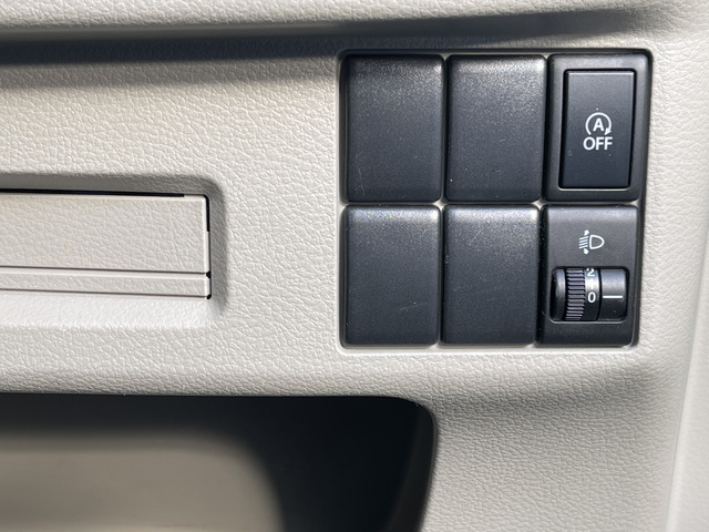 ���A�C�h�����O�X�g�b�vOFF�X�C�b�`�ƃw�b�h���C�g���x���C�U�[�ł��B������������!!���₢���킹��TEL06-6430-1230 E-mail cars_genesis2007@yahoo.co.jp�܂�!!��