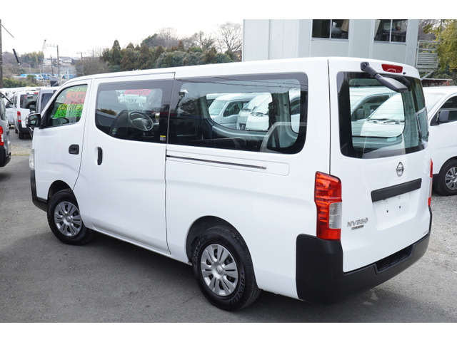 NV350キャラバン2.5 DX ロング ディーゼル 4WD