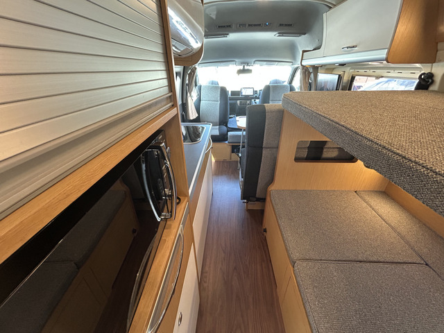 �󏭂ő�l�C�̃��C�A�E�g!��ݓ�i�x�b�h&�h���}���`���[��!