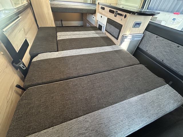 �_�C�l�b�g���ȒP�Ƀx�b�h�W�J�\�ł�!���@��190cm&times;120cm�ƂȂ��Ă���܂�!