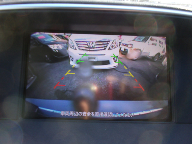 �J���[�o�b�N���j�^�[�B