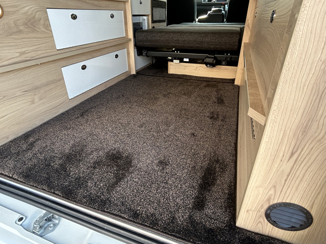 �x�b�h���͑傫�Ȏ��[�X�y�[�X�ɂȂ��Ă���܂�!