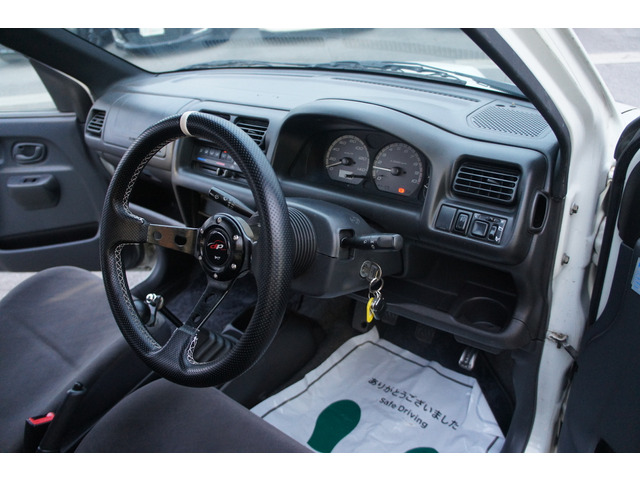 ������ƃ����e�i���X���Ă���Ԃ܂��܂����܂��B����Ȃ��Ԃ𓖓X�͏��o��10���`30�����炢�̉��i���S�ɂč݌ɂ��Ă܂��B���̗��A�C�����A���[�^�[������Ԃ̂��Ԃ͊�{�I�Ɏd���ꂵ�܂���