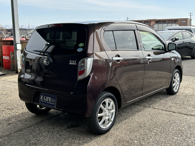 �y�x�����z���i�X�z���Ԃ������������܂��āA���ɗL�������܂��B�݌Ɏԗ��ɂȂ�܂��̂ŁA���񂲓s���̋X�������ɁA���ɗ��ĉ������B���X�\��������ƁA���ē����X���[�Y�ł��B