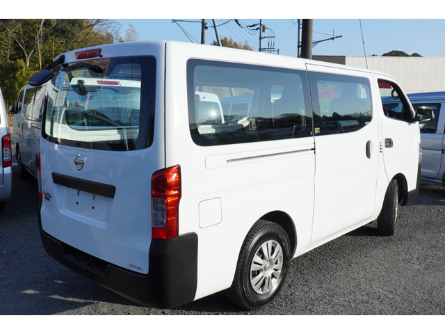 NV350キャラバン2.5 DX ロング ディーゼル 4WD
