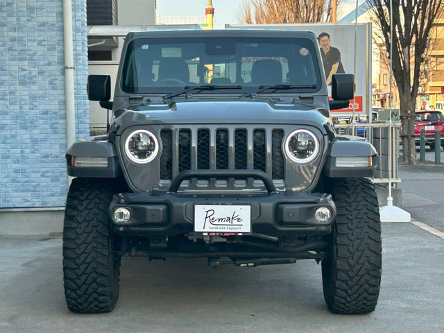 グラディエーター3.6 ルビコン 4WD