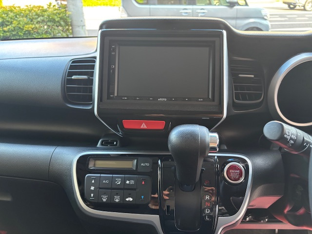 �����̒����炲���������肪�Ƃ��������܂��B �݌ɎԑS�ă��[���N���[�j���O�E�R�[�e�B���O�{�H�����̑��I�C�������A�_�������{���[�Ԓv���܂��B ���s���ȓ_�Ȃǂ���܂�����A���C�y�ɂ��A�����������B  �S���o�^�[�ԉ\