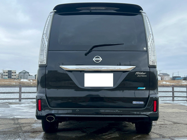 セレナ2.0 ライダー アドバンスドセーフティパッケージ 4WD