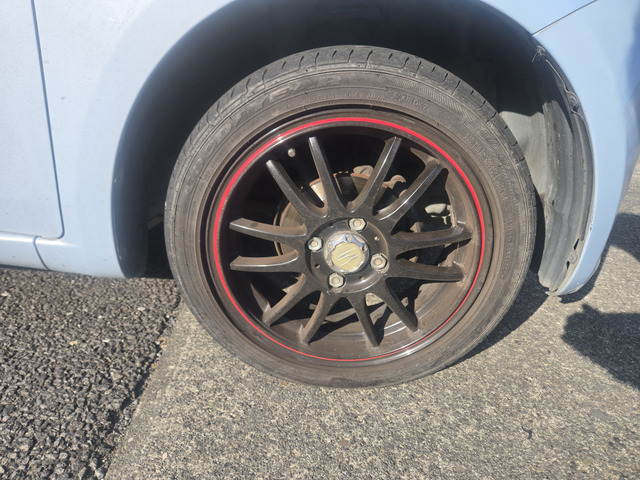 �A���~�z�C�[���t���ł��B(�x�����z15.8���~�E�^�C�~���O�`�F�[���ł��̂Ńx���g�����K�v�������܂�)